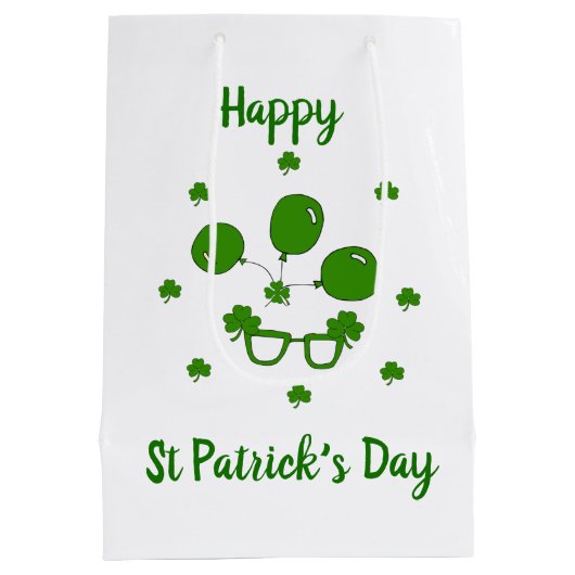 Minimalistisch Cute Happy St Patrick's Day Medium Cadeauzakje (Achterkant)