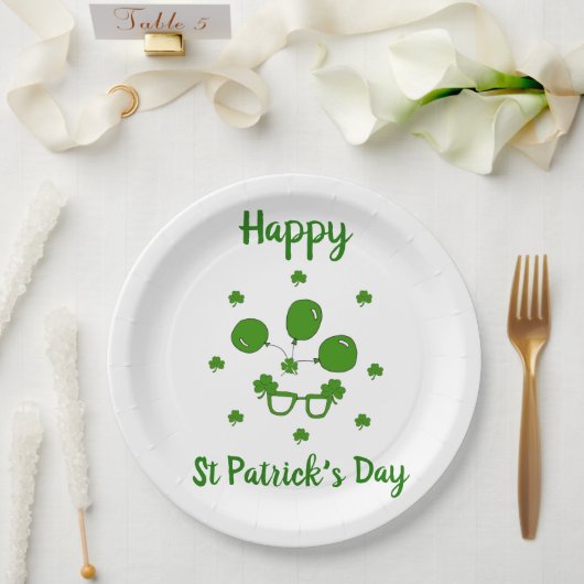 Minimalistisch Cute Happy St Patrick's Day Papieren Bordje (Huwelijk)