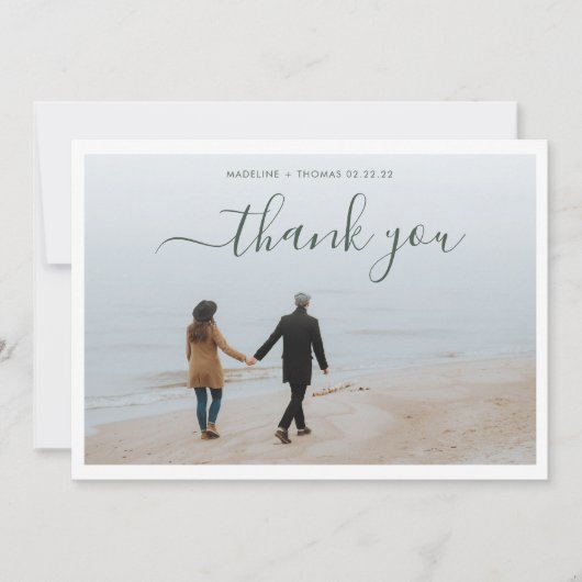 Minimalistisch donkergroen script met 2 fotobruilo bedankkaart (Voorkant)