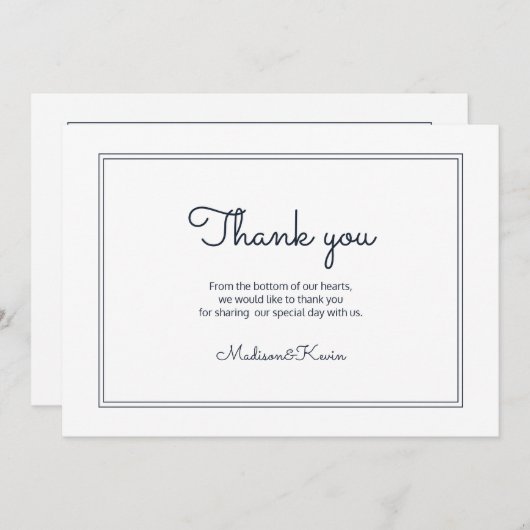 Minimalistisch eenvoudig cursief script bruiloft d bedankkaart (Voorkant / Achterkant)