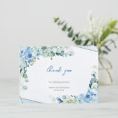 Minimalistisch eenvoudig Dusty Blue Floral Silver Bedankkaart (Staand voorkant)
