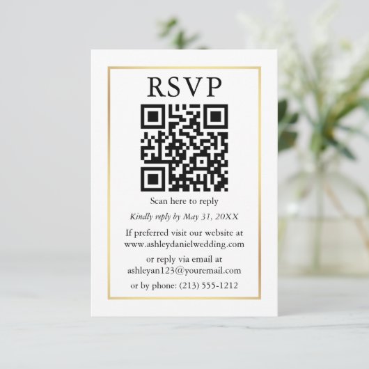 Minimalistisch eenvoudig QR RSVP Gold Lijst Kaart (Staand voorkant)