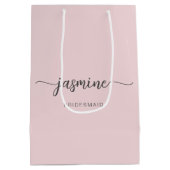 Minimalistisch eenvoudig zwart-roze monogrammeiscr medium cadeauzakje (Achterkant)