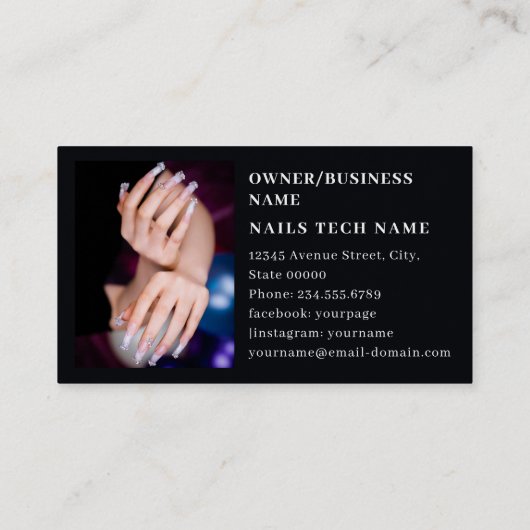 Minimalistisch eenvoudig zwart wit script nagels visitekaartje (Achterkant)