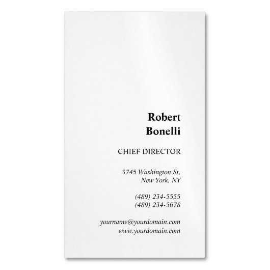 Minimalistisch effen wit modern gebruik magnetisch visitekaartje (Voorkant Verticaal)