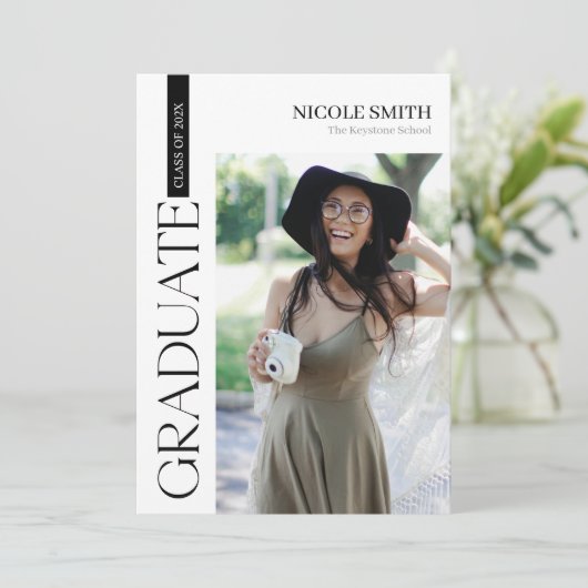 Minimalistisch Elegant Afstuderen Uitnodiging (Staand voorkant)