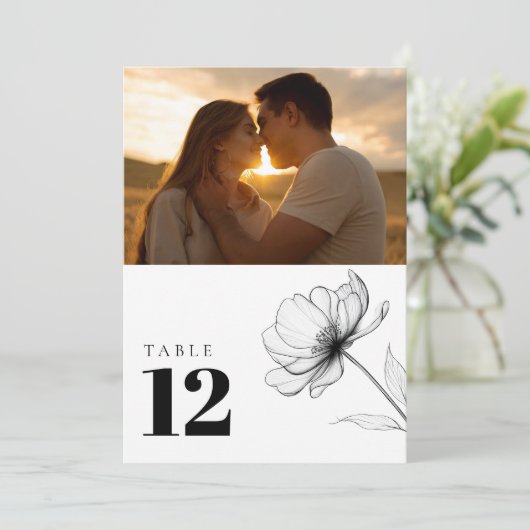 Minimalistisch Elegant Bloemen Foto Tafelnummer (Staand voorkant)