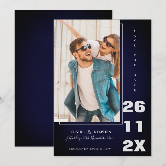 Minimalistisch Elegant Blue Bold Font Photo Wedden Save The Date (Voorkant / Achterkant)