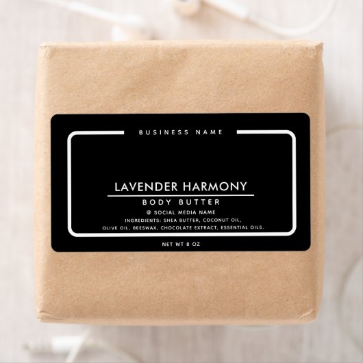 Minimalistisch elegant, eenvoudig zwart wit etiket (Insitu)