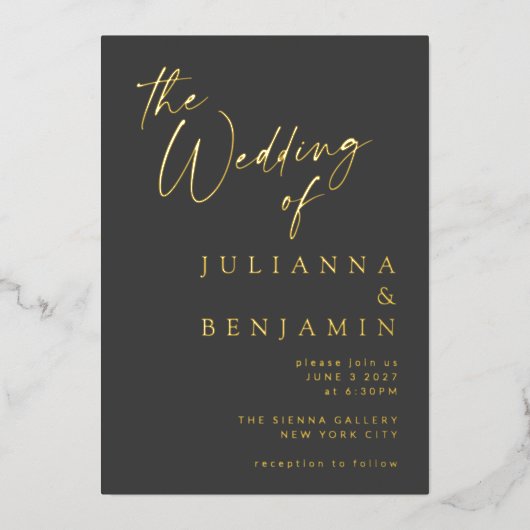 Minimalistisch Elegant Gold Black Script Chic Wedd Folie Uitnodiging (Voorkant)