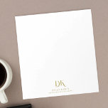 Minimalistisch Elegant Monogram Donkerrood Goud St Notitieblok<br><div class="desc">Het Custom Minimalist Elegant Monogram Dark Maroon Red Gold Stylish Notitieblok is een luxe en verfijnde aanvulling op uw werkruimte.</div>