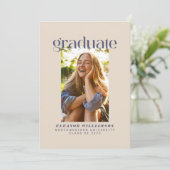 Minimalistisch Elegant Retro Blush Photo Afstudere Aankondiging (Staand voorkant)