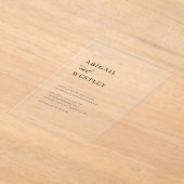 Minimalistisch Elegant Script Black and White Wedd Acryl Uitnodigingen (Laagn)
