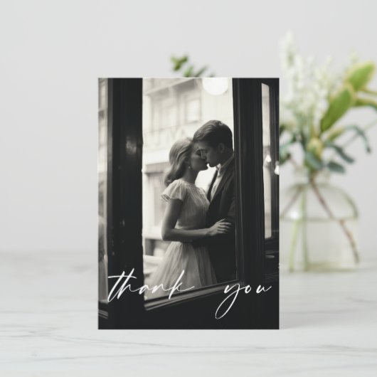 Minimalistisch Elegant Script Foto Dank u kaart (Staand voorkant)