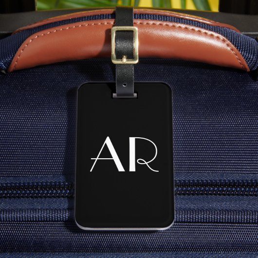 Minimalistisch Elegant Twee Monogram Initiaal Zwar Bagagelabel (Voorkant Insitu 2)