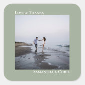 Minimalistisch foto Sage Green Love & Bedankt Wedd Vierkante Sticker (Voorkant)