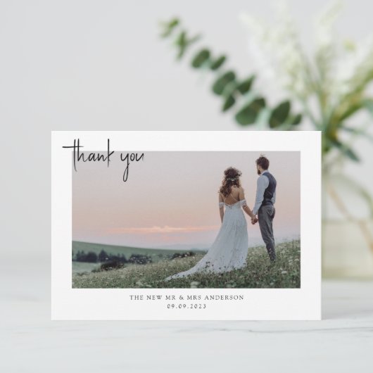 Minimalistisch fotohuwelijk bedankkaart (Staand voorkant)