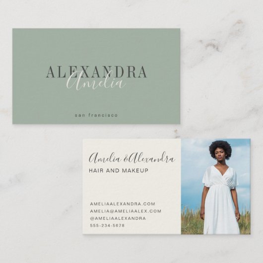 Minimalistisch gebold script Boho Sage Green Foto Visitekaartje (Voorkant / Achterkant)