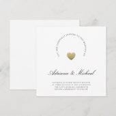 Minimalistisch Gold Heart Modern Script Wedding Kaart (Voorkant / Achterkant)