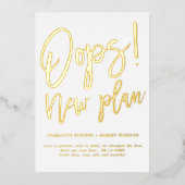 Minimalistisch goud nieuw plan bruiloft verandert folie uitnodiging (Voorkant)