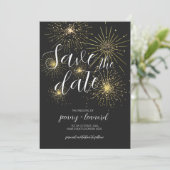 Minimalistisch gouden vuurwerk bewaart de datum kaart (Staand voorkant)