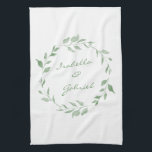 Minimalistisch Groen Botanisch Wreatsaangepast Theedoek<br><div class="desc">Deze stijlvolle keukenhanddoek is voorzien van een minimalistische botanische waterverf in groen. Pas het aan met uw namen. Geweldig cadeauidee.</div>