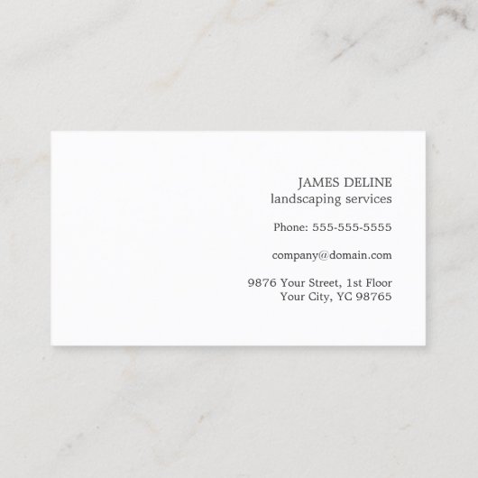 Minimalistisch groen landschap met een witte boom visitekaartje (Achterkant)