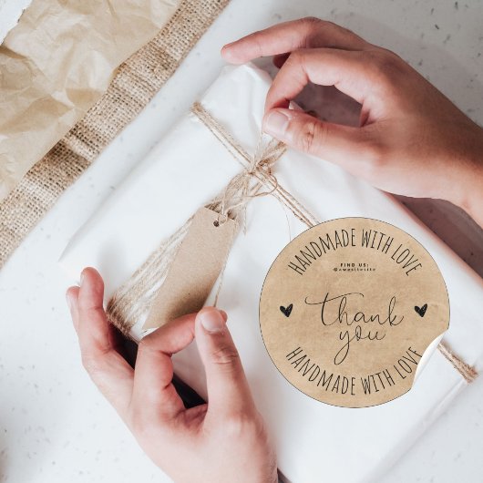 Minimalistisch handgemaakt met liefde ronde sticker