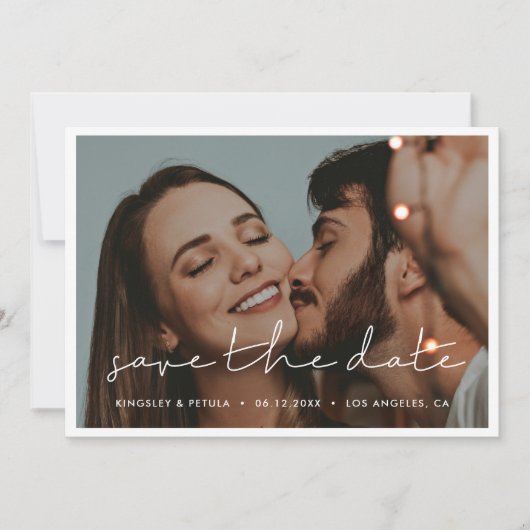 Minimalistisch handgeschreven Save the Date fotoka Aankondiging (Voorkant)