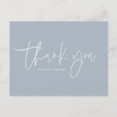 Minimalistisch handgeschreven script Dusty Blue be Briefkaart (Voorkant)