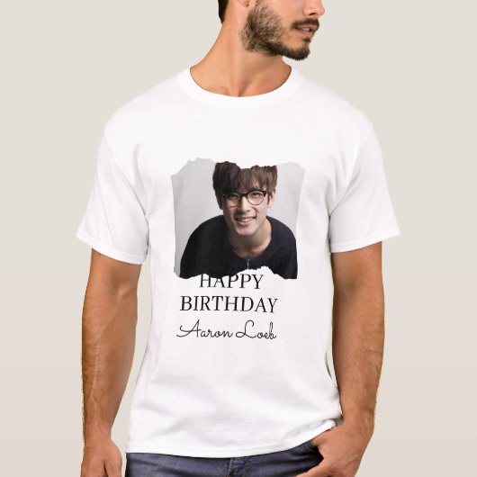 Minimalistisch Happy Birthday T-shirt (Voorkant)