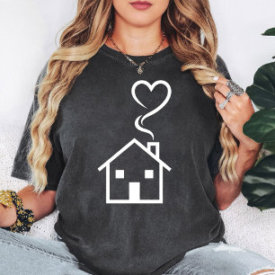 Minimalistisch huis met hart rook t-shirt