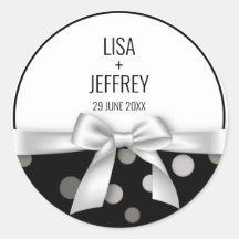 Minimalistisch huwelijk met Polka Dot & Silver Bow