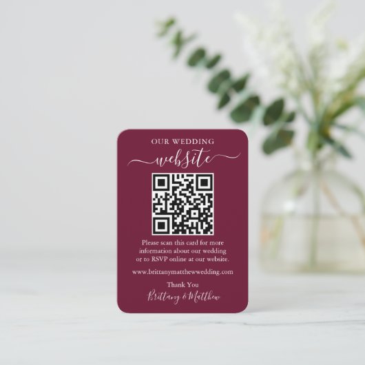 Minimalistisch huwelijk Website Foto QR Burgundy Informatiekaartje (Staand voorkant)