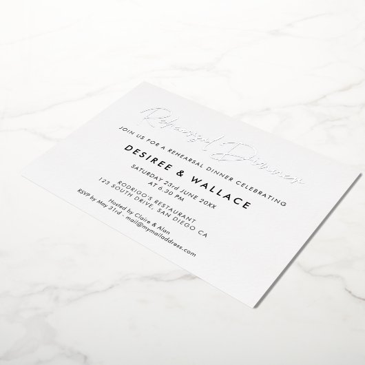 Minimalistisch huwelijksrepetitiediner folie uitnodiging (Gedraaid)