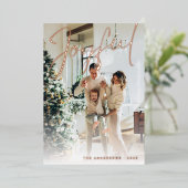 Minimalistisch joyful Script Family Photo Snowflak Folie Feestdagenkaart (Staand Voorkant)