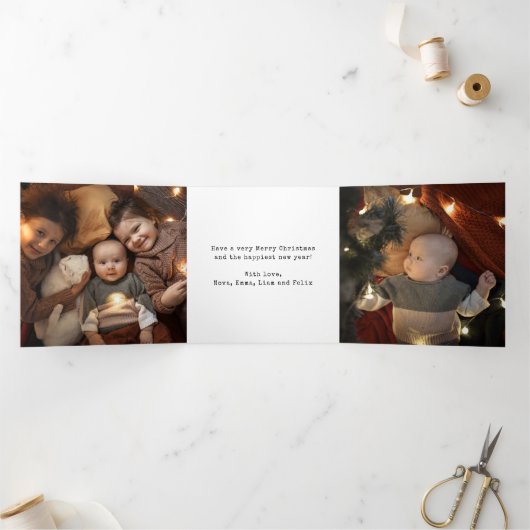 Minimalistisch kerstfeest toen waren er drie gezin drieluik wenskaart (Binnen)