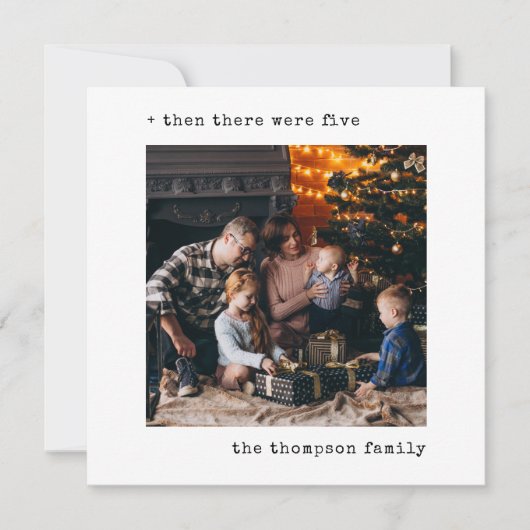 Minimalistisch kerstfeest toen waren er vijf gezin feestdagenkaart (Voorkant)