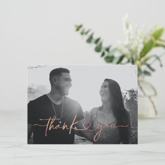 Minimalistisch liefdeshart bruiloft Foto bedankt (Staand voorkant)