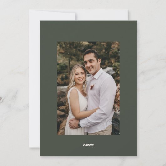 Minimalistisch liefdeshuwelijk foto donkergroen feestdagenkaart (Achterkant)
