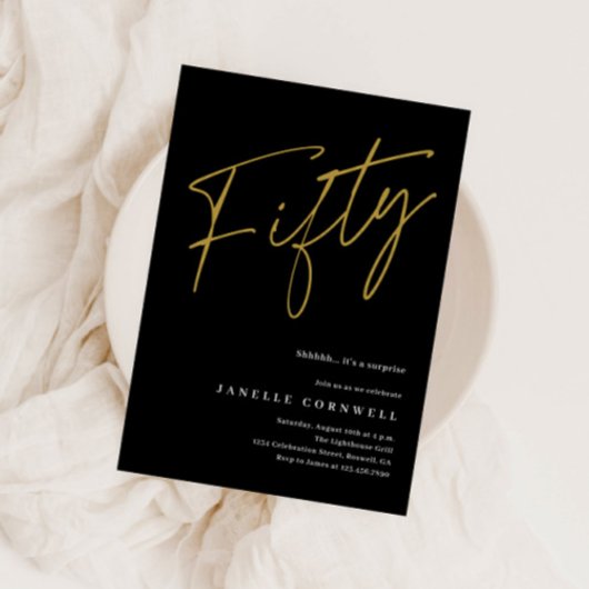 Minimalistisch Manuscript Black en Gold 50th Birth Folie Uitnodiging
