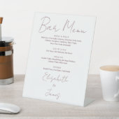 Minimalistisch Mauve Elegant Script Bar Menu Reclamebord Met Voetstuk (Insitu)