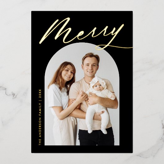 Minimalistisch Merry Black en Gold Script 2 Foto Folie Feestdagenkaart (Voorkant)