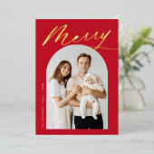 Minimalistisch Merry Red en Gold Script 2 Foto Folie Feestdagenkaart (Staand Voorkant)