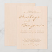 Minimalistisch modern Boho Peach Gold Script Wedde Kaart (Voorkant / Achterkant)