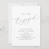 Minimalistisch Modern Chic Script Elegant Verlovin Kaart (Voorkant)