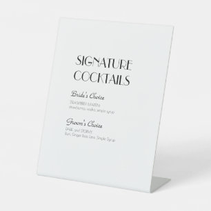 Minimalistisch modern deco-weddenschap met moderne reclamebord met voetstuk