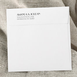 Minimalistisch modern deco-weddenschap tussen mode envelop
