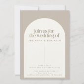 Minimalistisch modern elegant Arch Taupe Brown Wed Kaart (Voorkant)