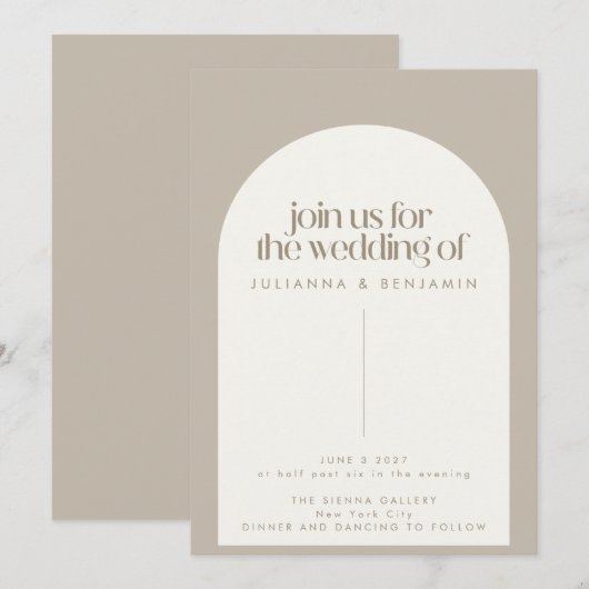 Minimalistisch modern elegant Arch Taupe Brown Wed Kaart (Voorkant / Achterkant)